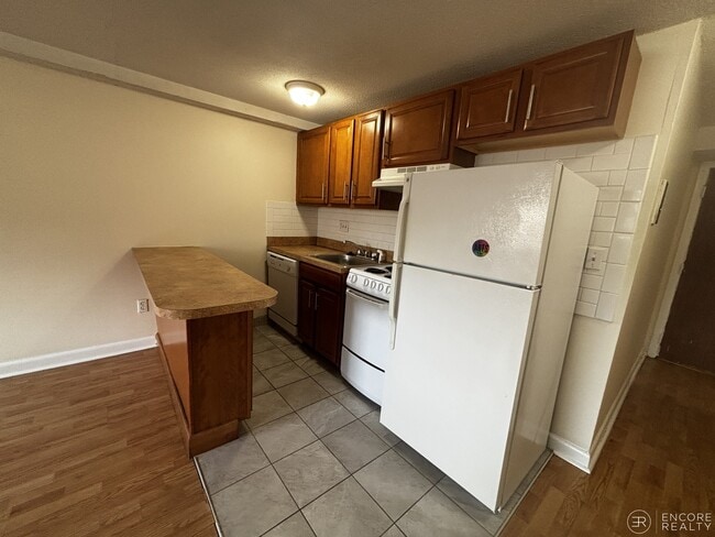 Photo - 90 Gardner St Unit 3B