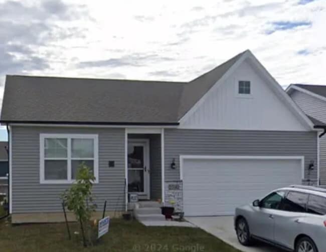 Building Photo - 2200 Barry Dr