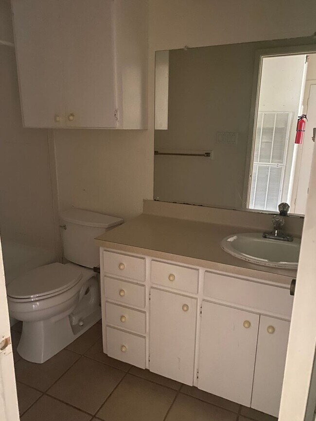 Building Photo - Park Place Unit Park Place 301 N/M Rental