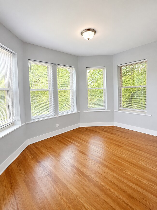 6745 S Chappel Ave Unit 3