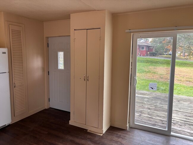 Photo - 3055 N 6th St