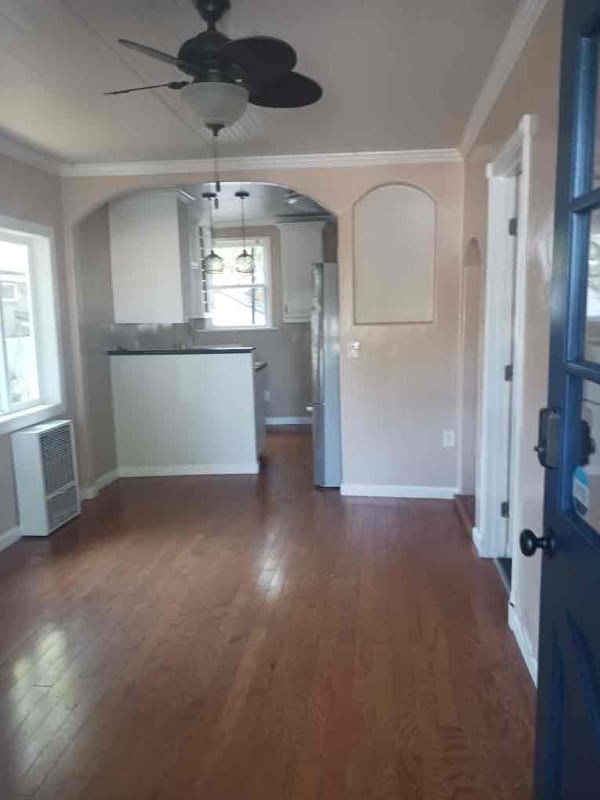 Photo - 3085 Roosevelt St