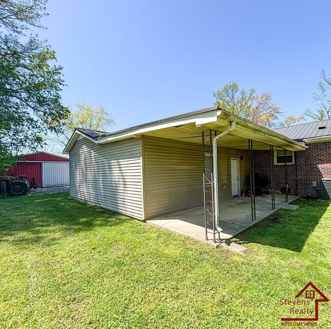 Photo - 512 W Maple St