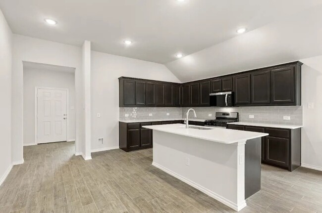 Photo - 2841 Hay Ln