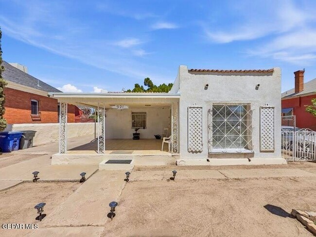 921 Olive Ave