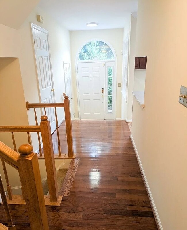 Photo - 11908 Matthews Ct