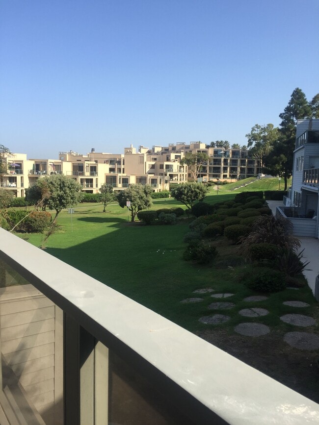 Photo - 250 The Village Unit 210