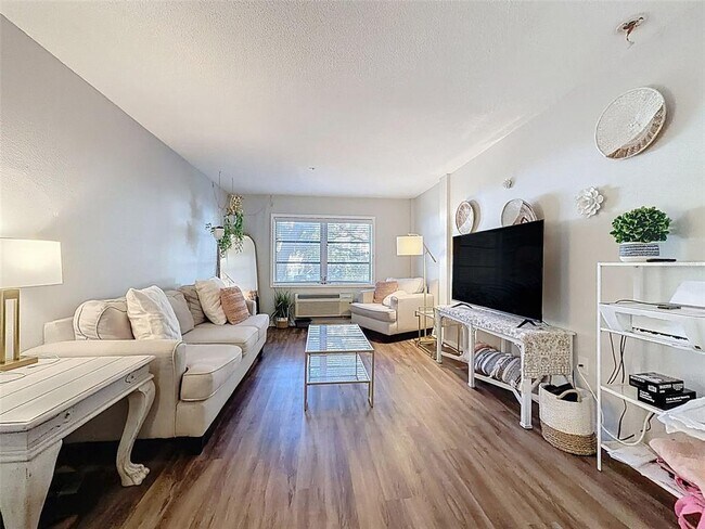 Photo - 406 S Cedar Ave Unidad 103