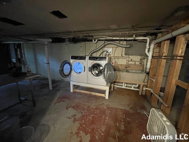 Building Photo - Nice single family in JP Rental