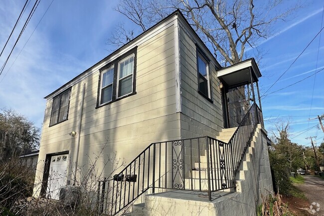 Building Photo - 303 Virginia Ave Rental