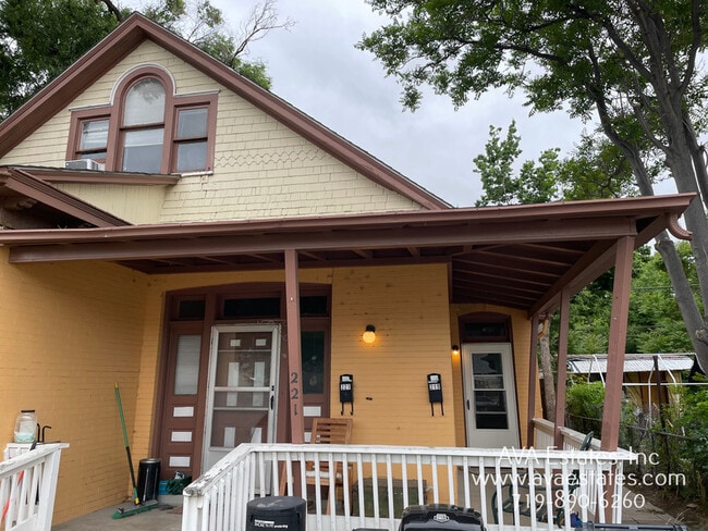 Photo - 219 E Pitkin Ave Rental