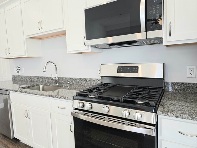 Photo - 2 Railroad Ave Unit 101