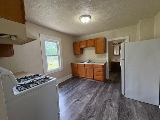 Photo - Charming 3-Bedroom Akron Home with Central A/C