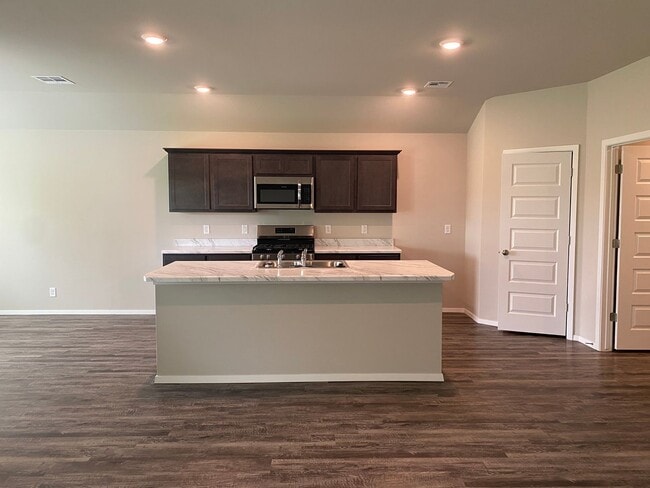 Photo - Welcome to your beautiful 4 bedroom, 2 bath home in Broken Arrow School district!