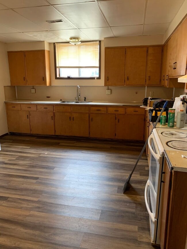 Building Photo - Chapel Heights Unit ~ 4