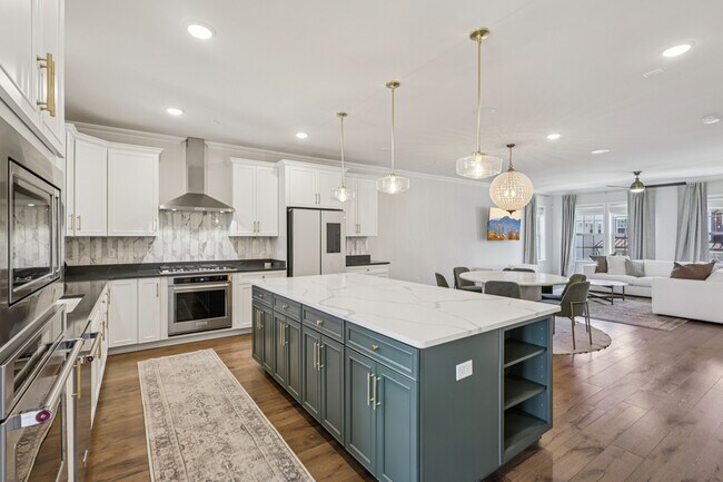 Photo - 21 Dahlia Dr