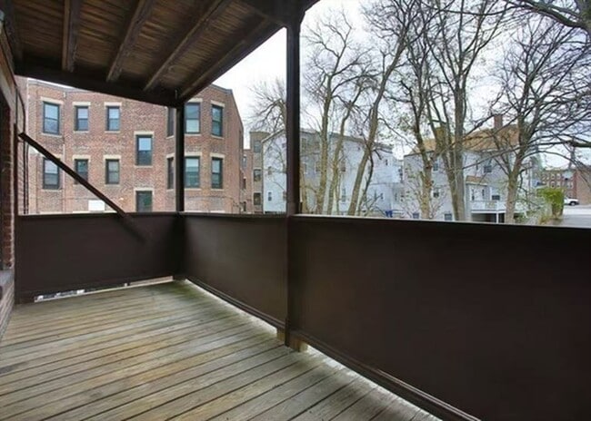 Photo - 6 Radcliffe Rd Unit 2