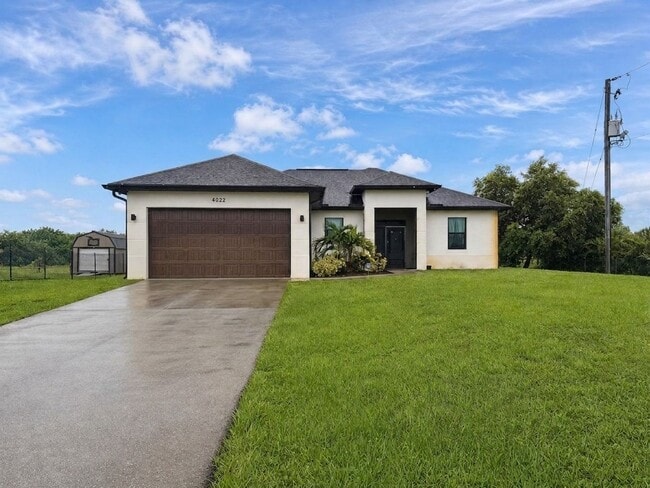 Building Photo - Modern 3-Bedroom Rental on 1.59 Acres in Golden Gate Estates