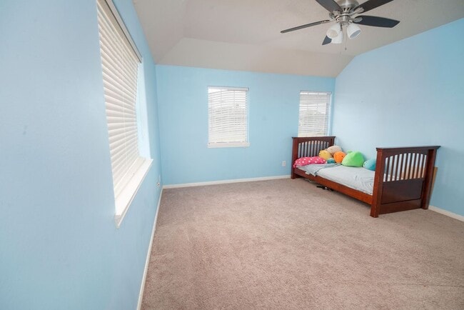 Photo - 2006 Pebble Ln