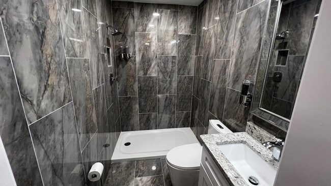 Photo - 5569 Pine Gate Dr