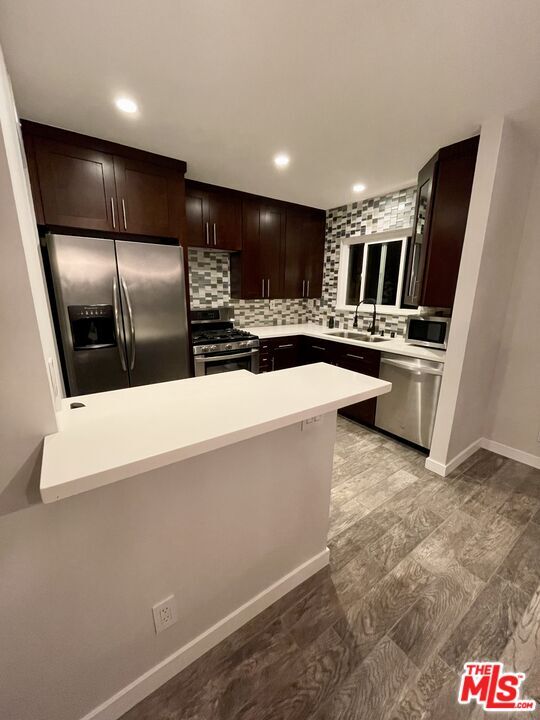 10817 Whipple St Unit 18