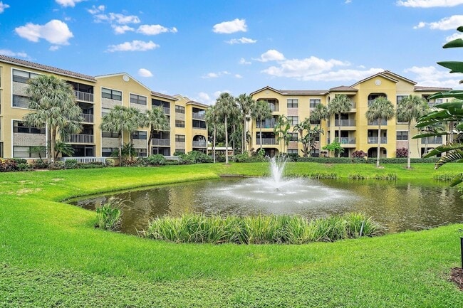 Photo - 700 Uno Lago Dr Unidad 404