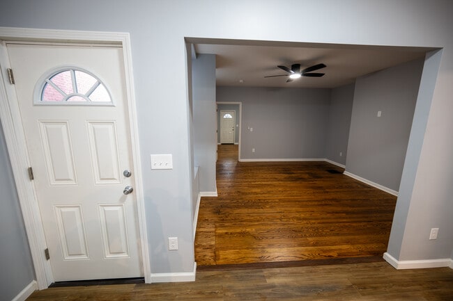 Photo - 411 Hodge St