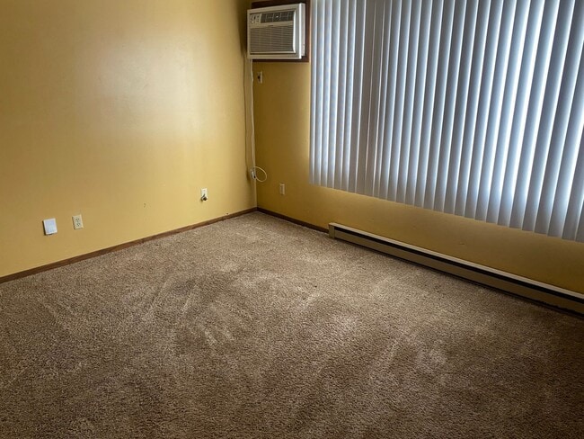 4002 E Jelinek Ave Unit 4