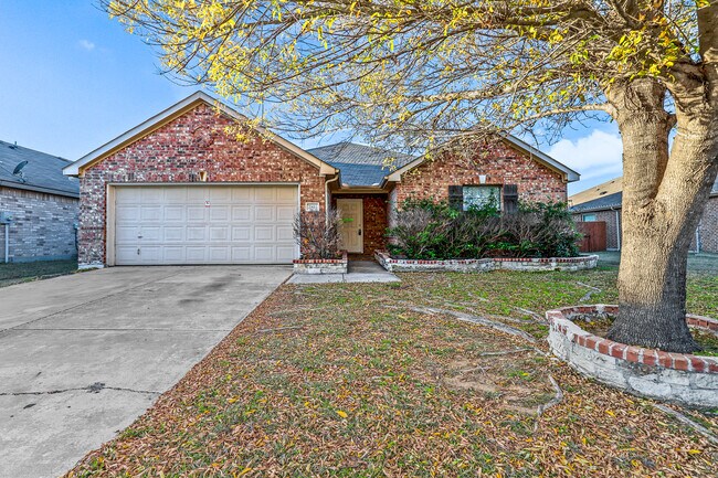 Photo - 2811 Briarbrook Dr