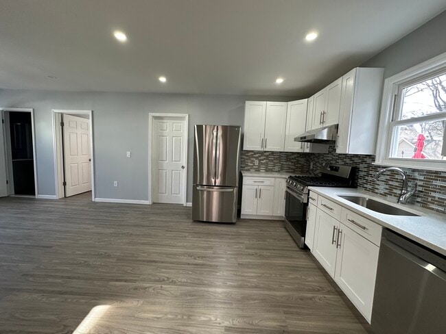Photo - 138 Hill St