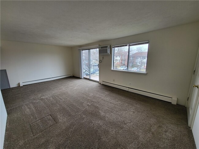 Photo - 7554 Victor Mendon Rd