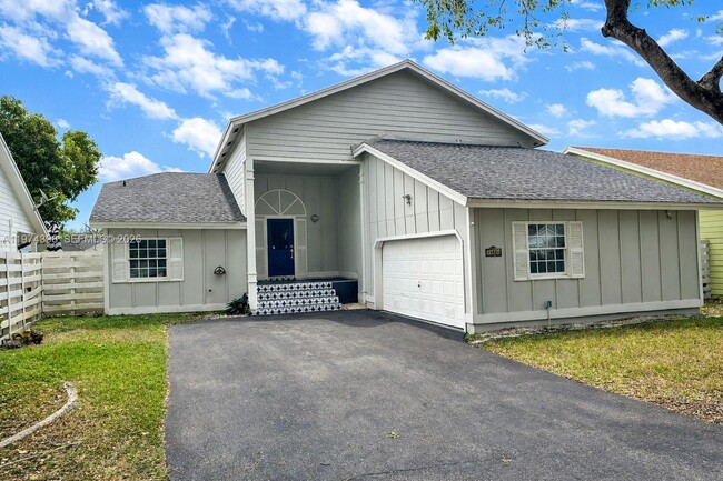 Photo - 14024 SW 148th Ln