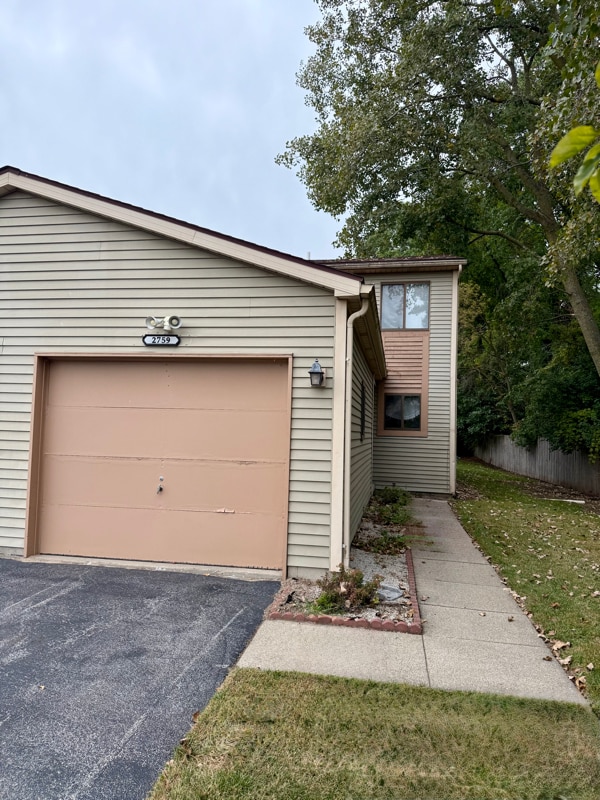 Building Photo - 2759 Pin Oak Dr Rental