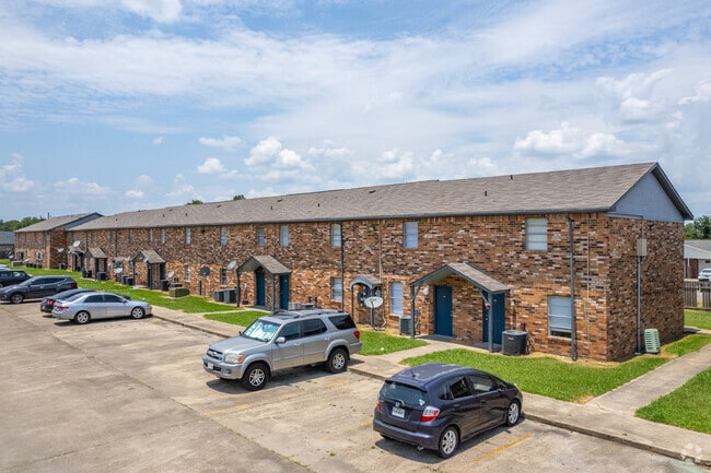 Photo - Axis Manor Apartments