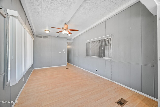 Photo - 2055 W Gregory St