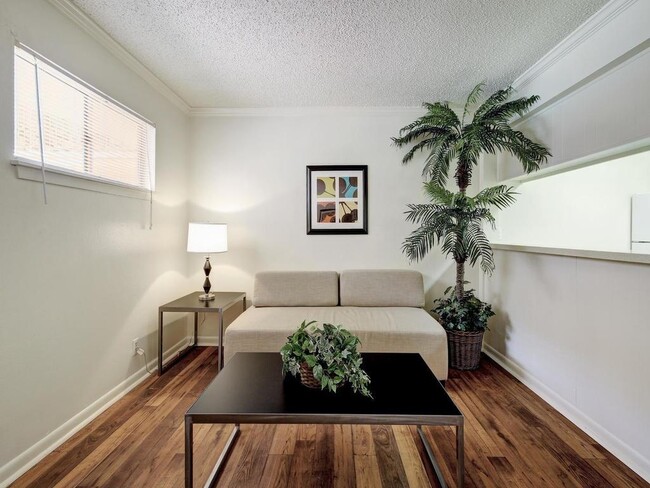 Photo - 4553 Guadalupe St Unit B110