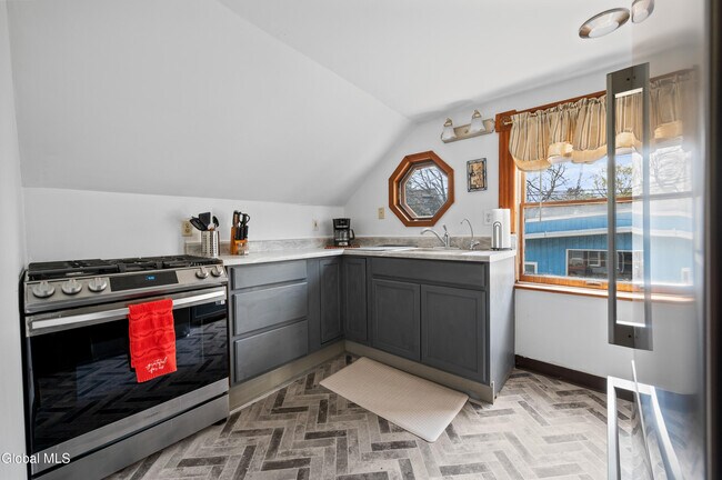 Photo - 92 Walworth St Unit Apt 1
