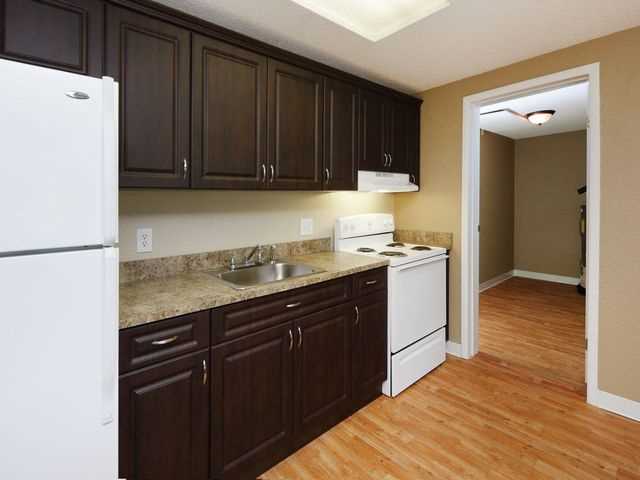 1 Bedroom Kitchen - Cherry Tree Apartments