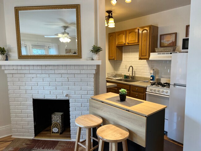 Photo - 1364 Teall Ave Unit 4