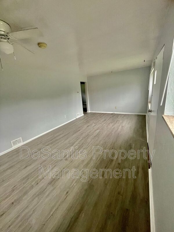 Photo - 3582 South Park Rd