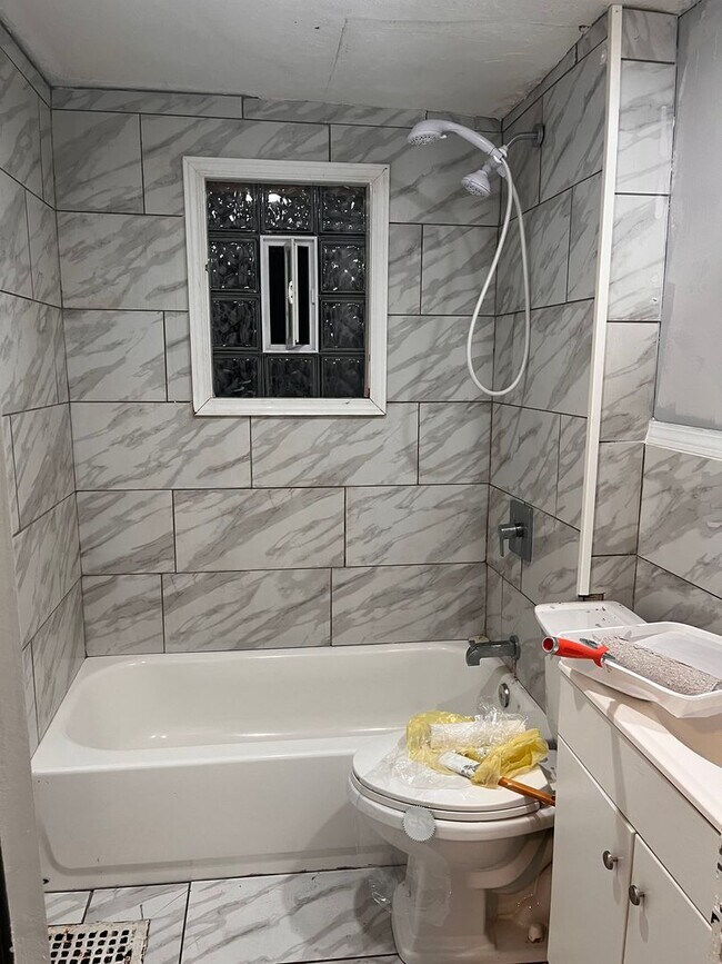 Photo - 955 Royal Rd Unit 957 royal