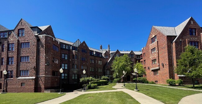 Palmer Park Square