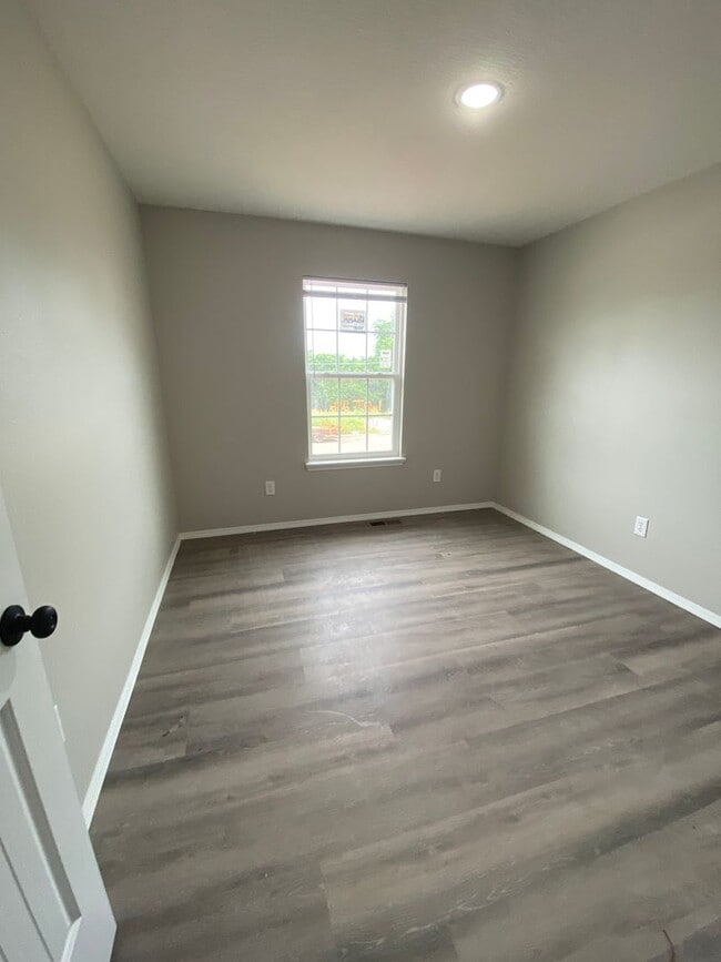 Photo - 406 E Wright St