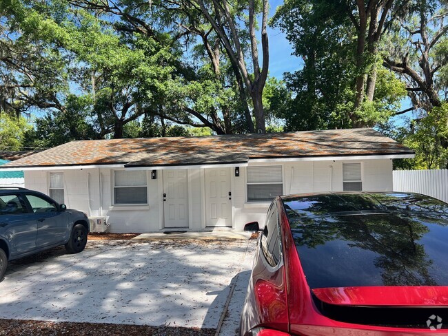 Building Photo - 2123 Jernigan Rd Unit 2125 Rental