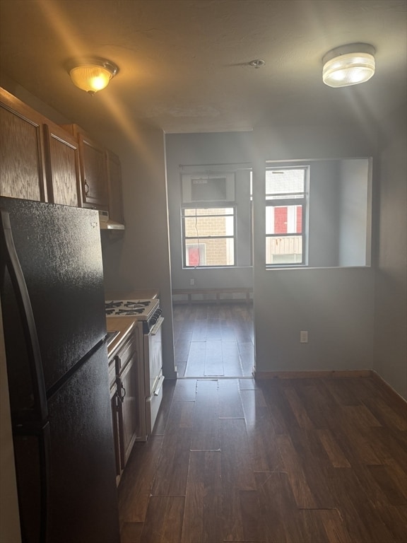 Building Photo - 9 Montello St Unit 17