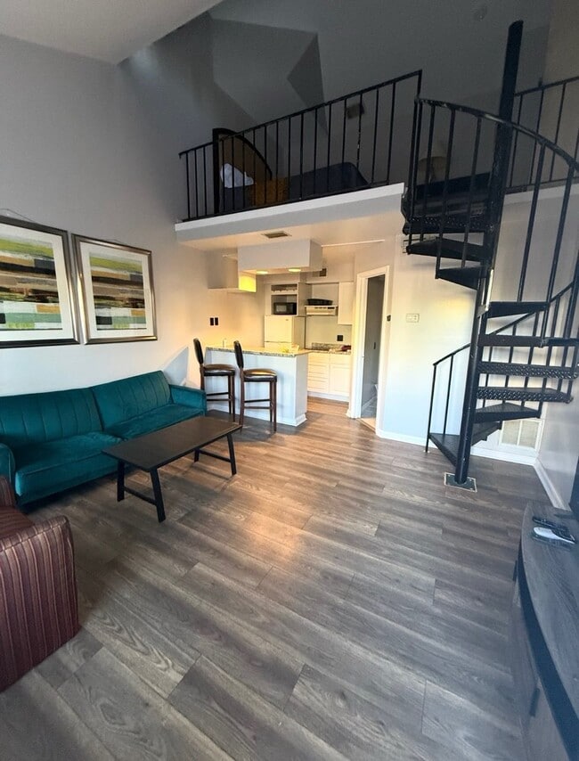 2971 Valley Ave Unit 101