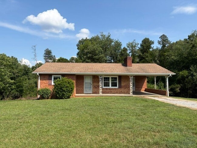 Building Photo - NEW RENTAL LISTING - TAYLORSVILLE