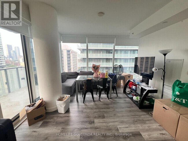 Photo - 15 Grenville St Unit 1209