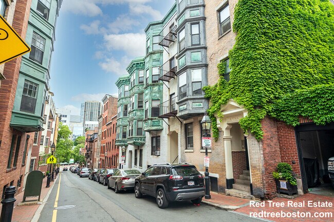Photo - 51 Joy St Unit 1R