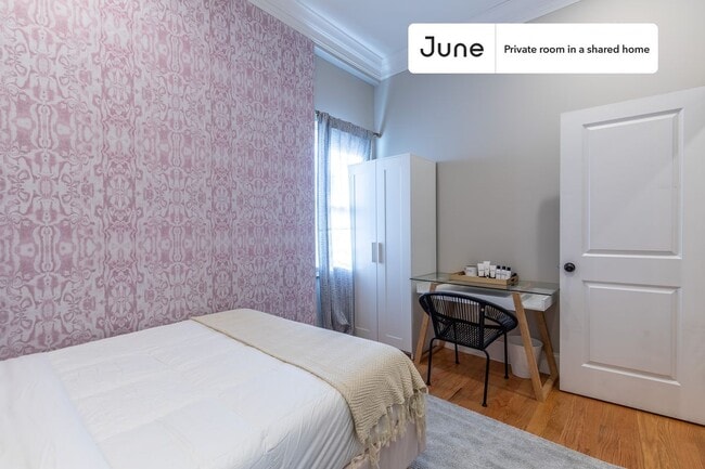 Room in Shared 2 bed/1 bath home in North End